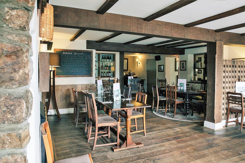 Hotel Rose And Crown à Porthcawl Extérieur photo