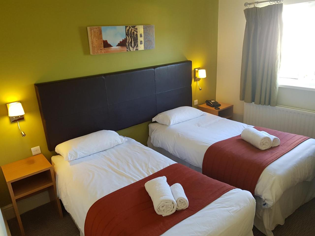 Hotel Rose And Crown à Porthcawl Extérieur photo